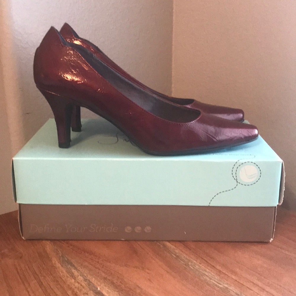 LifeStride Klarissa Venom Red Felicity